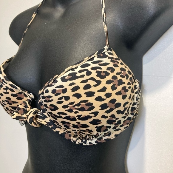 🌺 3/$20 Bluenotes Cheetah print push-up bikini top - Picture 3 of 8